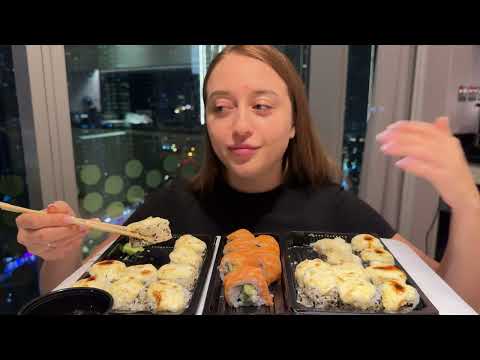 Видео: MUKBANG | РОЛЫ | На свидании с самцом 😂