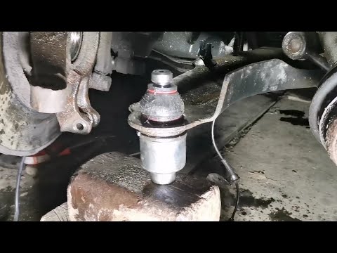 Видео: Как в Рено Сценик2/Меган2 легко заменить шаровую!!! Без съемника и снятия рычага!!!