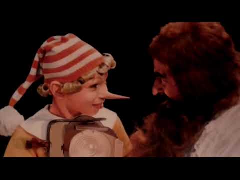 Видео: "Радиопомехи" - Голубой вертолет (2022)