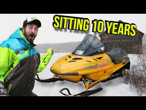 Видео: БРОШЕННЫЙ снегоход Ski Doo MXZ, оставленный в лесу! (Заведётся ли?)