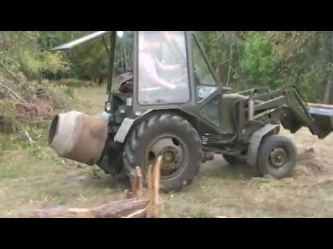 Видео: Навесная бетономешалка