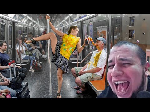 Видео: МАНУРИН СМОТРИТ У Этих Людей Выдался День Явно Похуже Вашего