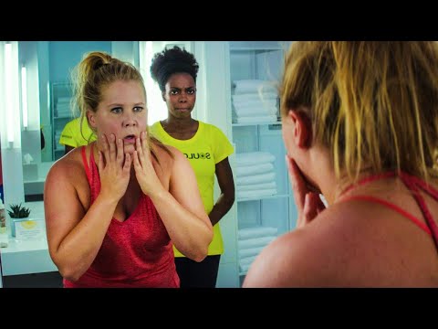 Видео: Закомплексованная ПУХЛЯШКА ударилась головой и теперь думает, что стала КРАСОТКОЙ