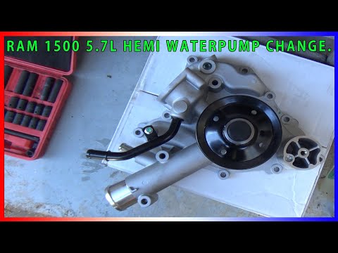 Видео: Замена водяного насоса Dodge Ram 1500 Hemi 5.7L 2015 года.