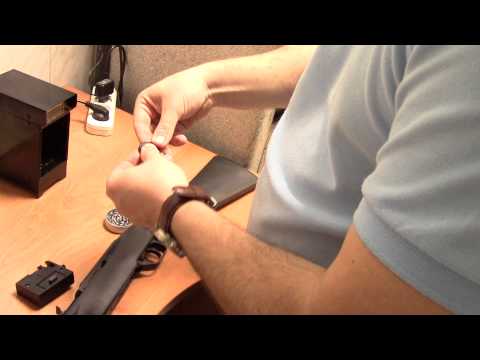 Видео: Пневматическая винтовка Crosman 1077