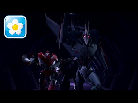 Видео: Старскрим и Нокаут убегают от Террарконов под тему опасности из Смешариков | Трансформеры прайм