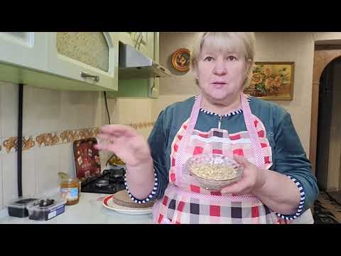 Видео: Торт из вафельных коржей.