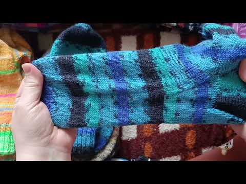 Видео: 31 пара носков за полгода. Новая для меня пряжа и готовая пара носков.