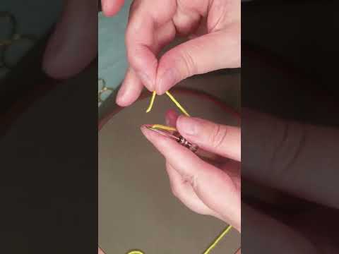 Видео: Основы ковровой вышивки. #punchneedle #ковроваявышивка #основыковровойвышивки #ковроваятехника