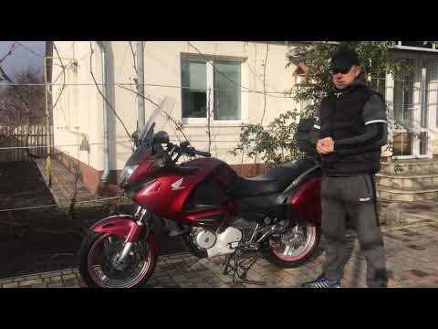 Видео: Обзор Honda Deauville NT 700