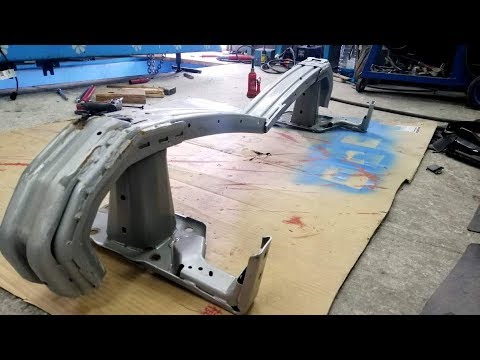 Видео: Ford Edge Рестайлинг.  Рихтовка усилителя.