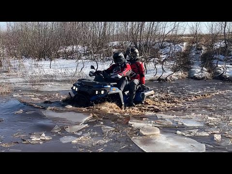 Видео: 45 КВАДРОЦИКЛОВ 🚜 ЗИМНИЙ ВЫЕЗД ВОЛГОГРАДСКИХ КВАДРОБРАТЬЕВ И КВАДРОМАНЬЯКОВ МИХАЙЛОВКИ ЗА ВОЛГУ
