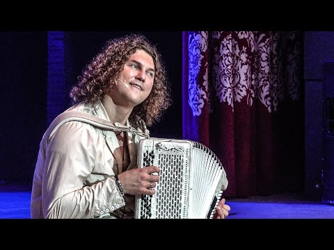 Видео: БАРДИН - ЗА ОКОЛИЦЕЙ (Александр Бардин - Нина Федорович)(Ах, как счастлив я с тобою) Звенигород 2024