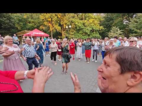 Видео: 15.09.24г...С Днём рождения, Галочка! 😘❤️💐💐🌺🌺... звучит на танцполе в Гомеле