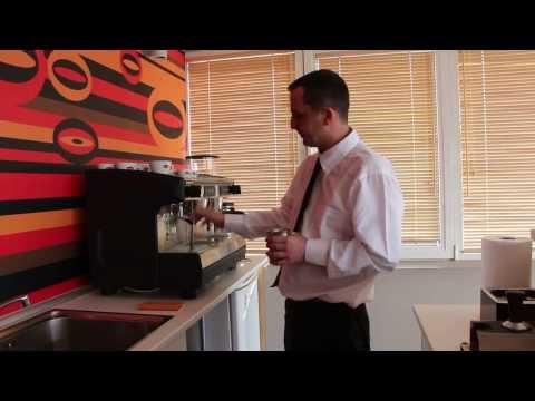 Видео: Бариста съветник: как да приготвим хубаво капучино.