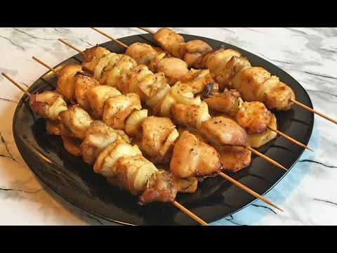 Видео: Вкуснейшие Куриные Шашлычки в Духовке (Быстро и Просто) / Chicken Skewers in the Oven