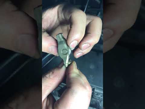 Видео: Замена рокеров на pentostar 3,6