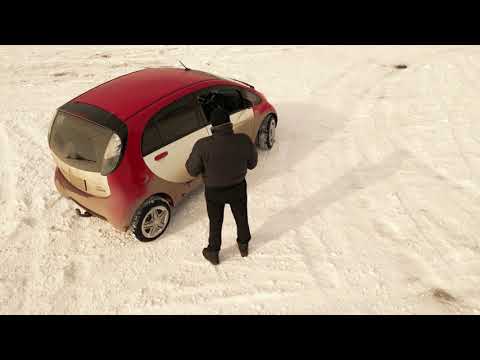 Видео: Установка широких колес на Mitsubishi I-Miev