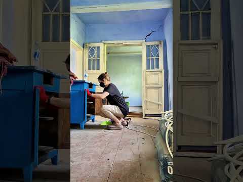 Видео: Обустраиваюсь в старом доме