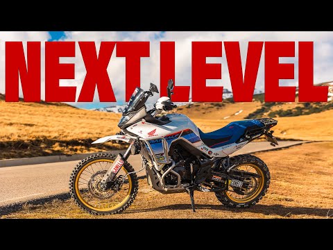 Видео: Преображение Honda Transalp 750 — выхлопная система HP Corse, высокие крылья и тормоза — БЕЗУМНЫЙ...