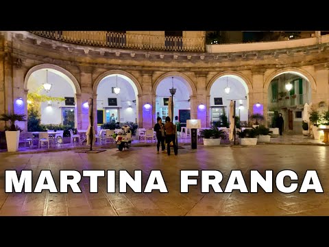 Видео: Осенняя ночная прогулка по Италии - MARTINA FRANCA - октябрь 2022 г