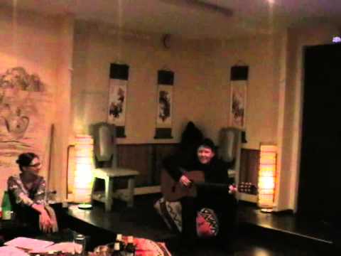 Видео: Медленно ракеты уплывают вдаль...