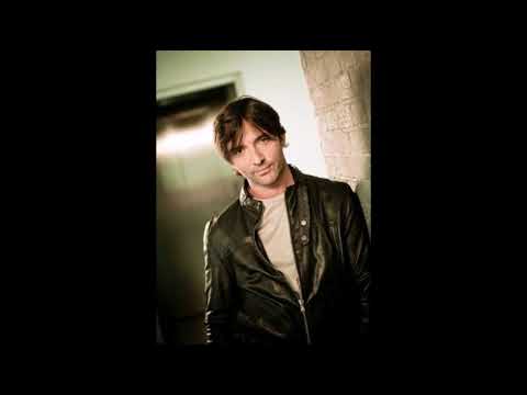 Видео: Джоанна и Кристиан. Пусть миром правит любовь