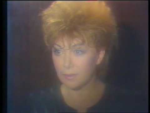 Видео: Эдита Пьеха. "Эта незнакомая Пьеха"