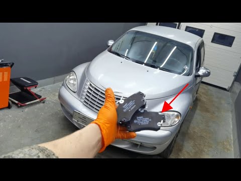 Видео: Как заменить передние тормозные колодки на Chrysler PT CRUISER