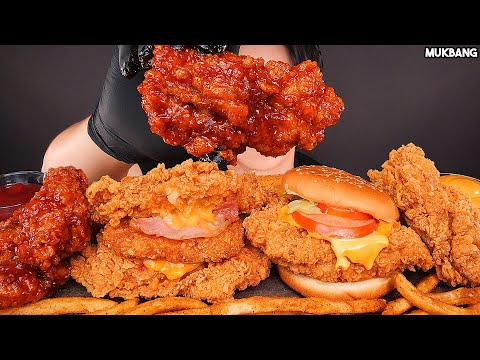 Видео: бургер и жареный цыпленок KFC BURGERS 🍔 FRIED CHICKEN FRENCH FRIES EATING ASMR MUKBANG