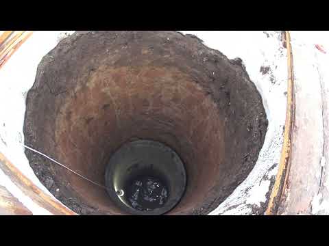 Видео: колодец с родником и почему кольца не опускаются