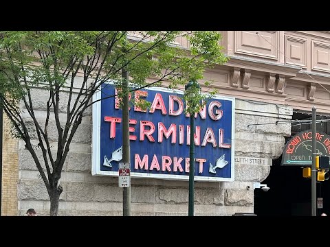 Видео: 🚂 Рынок Reading Terminal 🔔 Филадельфия — экскурсия по фуд-холлу и советы профессионалов #филадель...