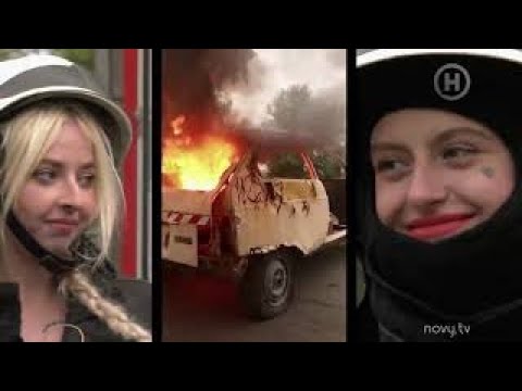 Видео: муд пацанки тусуются с блохерами