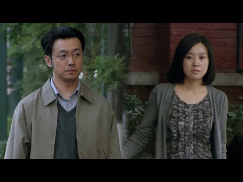 Видео: Жена идет за мужем, видит его с любовницей, разрушена!