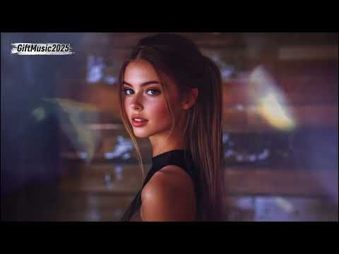 Видео: Катя - огонь 🔥 песня на 17 летие #песняназаказ #катя #giftmusic3000