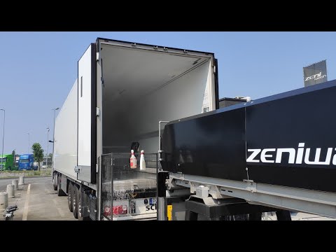 Видео: Супермойка прицепа. Как его сушить? Едва не попал в ДТП. Загрузка в горах Италии.