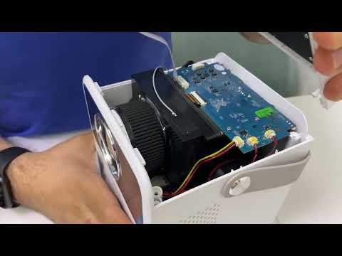 Видео: Разборка проектора Umiio P860 (чистка)