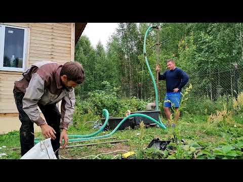 Видео: Гидробурение абиссинской скважины. Скважина на болотистой местности.