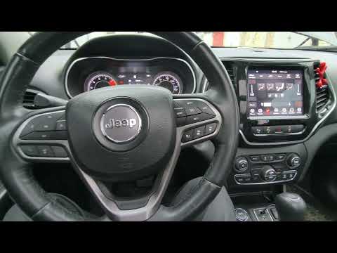 Видео: Постоянно работает компрессор кондиционера. Проблема - датчик влажности воздуха. Jeep Cherokee kl