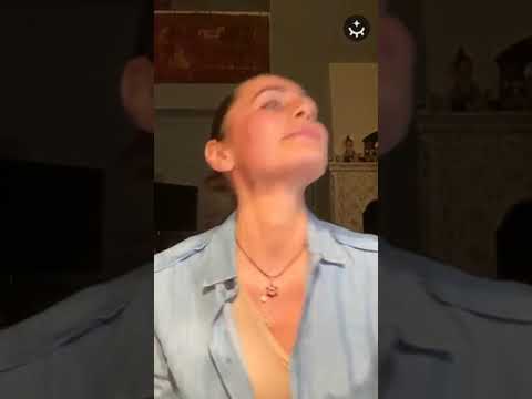 Видео: Оксана Фандера читает Жванецкого