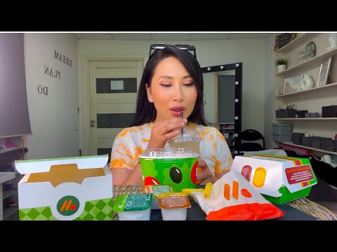 Видео: МУКБАНГ на работе🥗🍟🍔•Долгожданная встреча со зрительницей❤️•моё хобби или здоровье 🤔