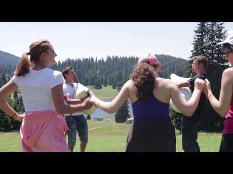 Видео: ОСТАНИ СБОГОМ СТАРА ПЛАНИНО, ЯНО ЛЕ ЯНЧИЦЕ И ХОРОВОДНИ МЕЛОДИИ - Костадин и Александър Терзиеви