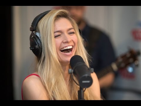 Видео: Вера Брежнева о семье, детях, беременности и творчестве! (2016)