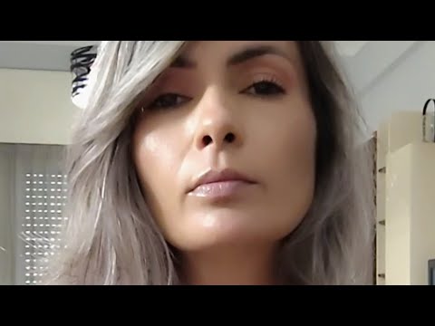 Видео: Женщина, которая счастлива в одиночестве — это другой уровень.A Woman Who Is Happy Alone ...