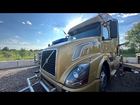 Видео: Пропало давление масла на Volvo VNL за 9000$ ,новые фары не дорого ,Готовлюсь выезжать в США