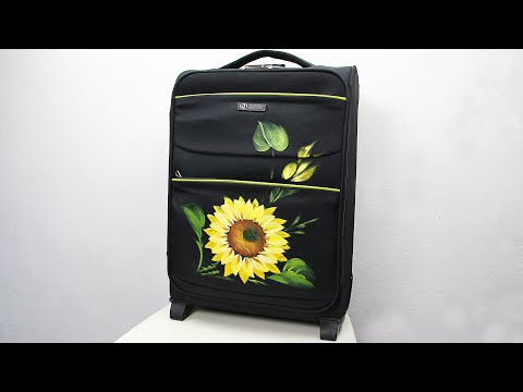 Видео: Роспись чемодана акриловыми красками. Художник Лариса Гончарова