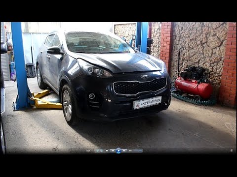 Видео: Замена масла и фильтров в двигателе на KIA Sportage 2,0 Киа Спортейдж 2018 года #авторемонт