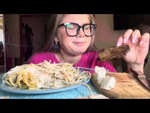 Видео: СВИНОЖОР МУКБАНГ ПРО ДЕТСТВО БЕЛЯШИ БАБУЛЮ ОТЦА