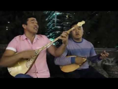 Видео: Дуэт домбристов "попурри".