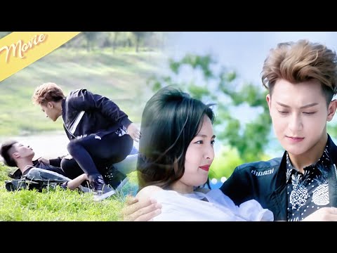 Видео: Подлец с работы обидел Золушку 😡 Топ-звезда врывается: «Тронешь мою — конец тебе!» 💥